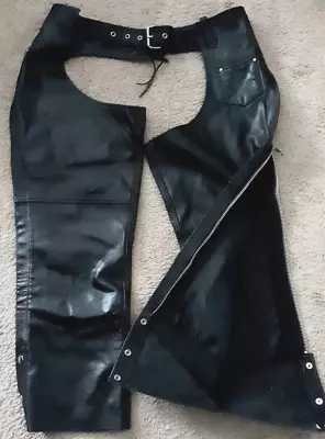 Leather King Motorcycle Riding Chaps Mens Sz Lg Black Leather Front Slip Pocket • $45.99