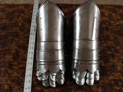 Medieval Warrior Metal Gothic Knight Style Gauntlets Functional Armor Gloves • $45