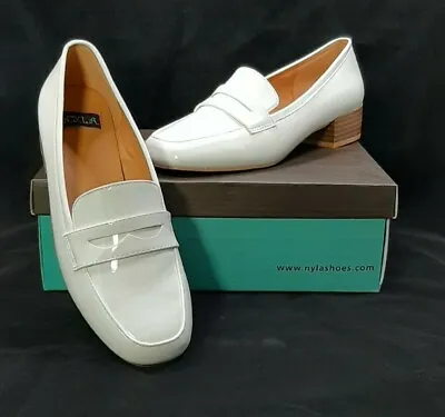 Retro Shiny Ivory White Loafers Womens 8 Square Toe & Short Block Heel ModCloth • $2027.99