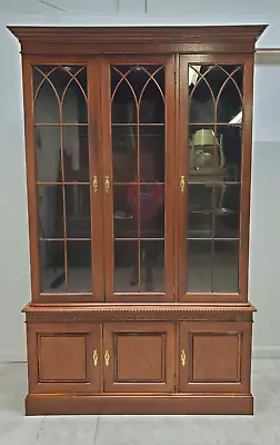 Baker Furniture  Mahogany China Cabinet Breakfront Milling Roads Chippendale • $2399