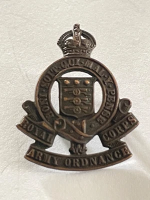 £5 • Buy Original WW1 Royal Army Ordnance Corps RAOC Brass Military Cap Badge GAUNT #43
