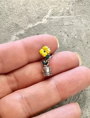 Vintage Sterling Silver Potted Flower Charm • $5.99