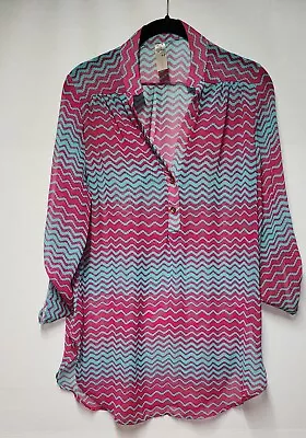 Yahada USA Women’s Blouse Size Medium M Pink /Blue Sheer Crosses Exc Cond • $2.99