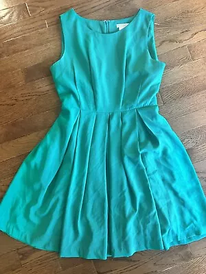 Esley Pleated Dress Green Size Small • $14.90