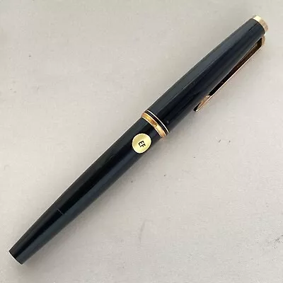 Vintage Montblanc Fountain Pen 221  EF Nib(Mint) O737 • $70