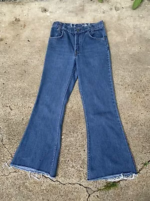 Vintage 1970’s Levi’s Bell Bottom Denim Jeans Women’s 26in Blue Medium Wash  • $115