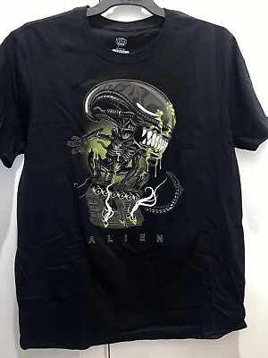 Funko Tee Alien Xenomorph T-Shirt (size L) Large Movies Horror Classic Aliens • $29.99