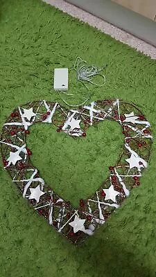 LANDON TYLER LARGE CHRISTMAS DECORATION METAL HEART Size: 50x50 Cm • £36.99