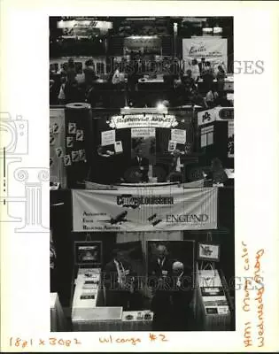 1994 Press Photo Airport Vendor Booths At International Air Cargo Conference • $19.99