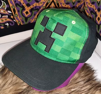 Excellent/Crisp MINECRAFT-ZOMBIE Unisex O/S Youth Snapback Baseball Cap • $25