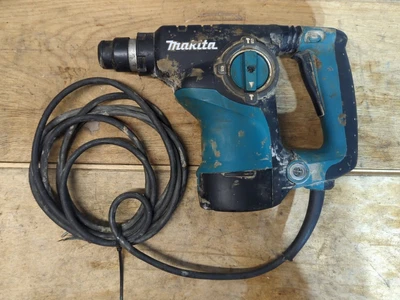 £39.99 • Buy MAKITA HR2811F 110v  3 MODE SDS  Rotary & Hammer Drill & Breaker Chisel Mode 589