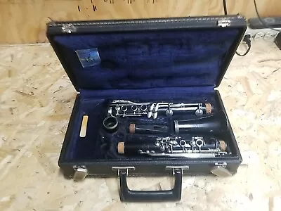 Vito Reso-Tone 3 Clarinet Bb With Case  • $59.99