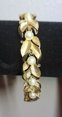 TRIFARI Signed Vtg Gold & Pearl Bracelet Classic Elegant **Missing Rhinestones • $25