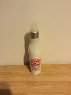 £10 • Buy NEW Soap & Glory Girligo Spray On Body Moisturising Mist 100ml