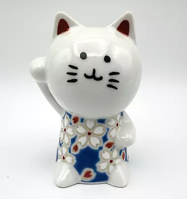 Kutani Ware Maneki Neko Mini Beckoning Lucky Cat 3  Seikagama Kiln Made In Japan • $28.95