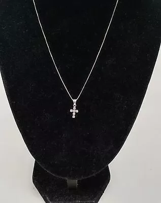 Italian 18ct White Gold Box Chain & Cubic Zirconia Cross Pendant 1.8g • £31