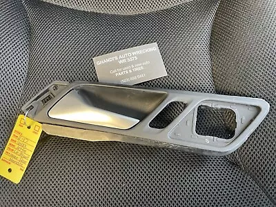 11-17 VOLKSWAGEN VW JETTA FRONT LEFT DRIVER DOOR Interior Inner Door Handle  • $25