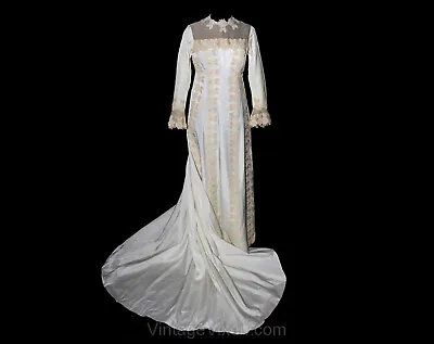 Size 8 Wedding Dress Antique Inspired 1960s Bridal Daisy Lace & Detachable Train • $159.99