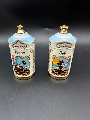 1997 Lenox Mickey And Minnie Disney Classics Porcelain Salt & Pepper Shakers • $18
