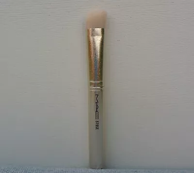 £14.29 • Buy 1x MAC 570SE Angled Large Shadow Brush, Travel Size, Brand New!