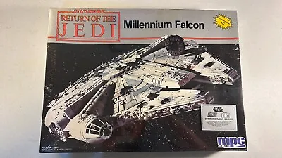 Star Wars Return Of The Jedi Millennium Falcon  Model Kit 8917 - Sealed • $99.99