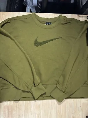Nike Womens Dri-FIT Get Fit Green Swoosh Training Crew (DJ0774-368) Assrtd Sizes • $13.99