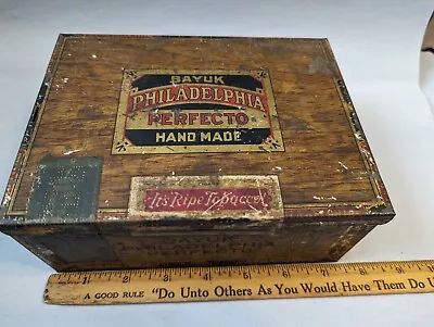 Bayuk Perfecto Philadelphia Phillies Tin 5 Cent Cigar Box Tobacco Advertising • $11.99