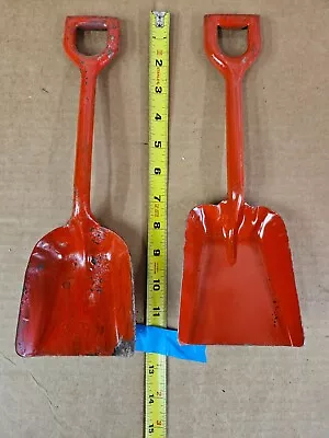 2 Marx Tin Sand Shovel  Beach Toy Metal Vintage N • $31.99