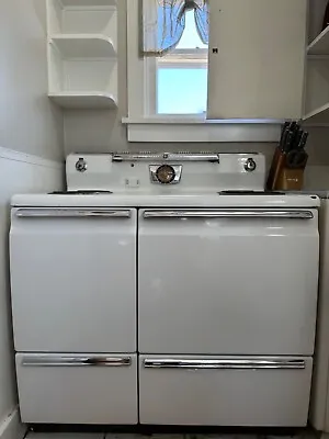 Vintage General Electric Range Stove Oven Mid Century. Works Perfectly • $499