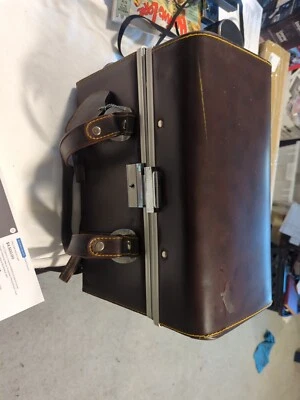 $2 • Buy Vintage Camera Case Hard Faux Leather Cordovan Compartment Bag Velvet Interior