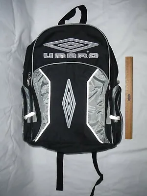 Umbro Italia GWP Black & Grey Backpack/rucksack 23 Litres Reflective Strips • £40