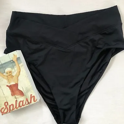 La Blanca Black Crossover Front Swimsuit Bottom Size 12 Nylon/Elastane NWOT • $15.75