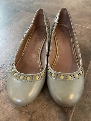 Hardly Worn Ladies Fat Face Grey & Mustard Leather Shoes Size 5 • £18