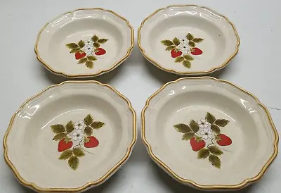Mikasa Strawberry Festival Soup Cereal Bowls 8.5  EB 801 Set Of 4 Dishes • $33.96