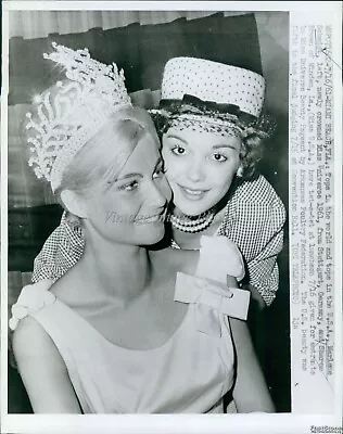 1961 Miami Beach Fl Beauty Queen Marlene Schmidt Miss Universe Wirephoto 7X9 • $24.99