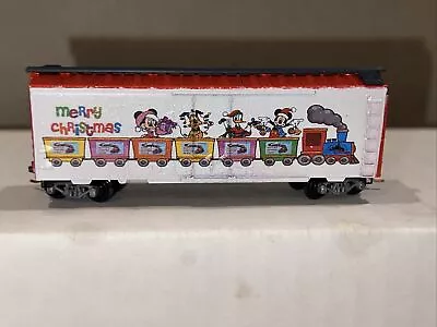 N Scale Micro Trains Line Mickey And Friends Christmas 40’ Standard Box Car • $15.88