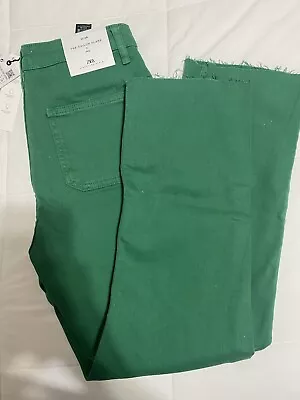 Zara Jeans Women’s • $39.99