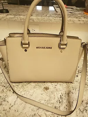 Michael Kors Lot Of 2 Handbags • $14.99