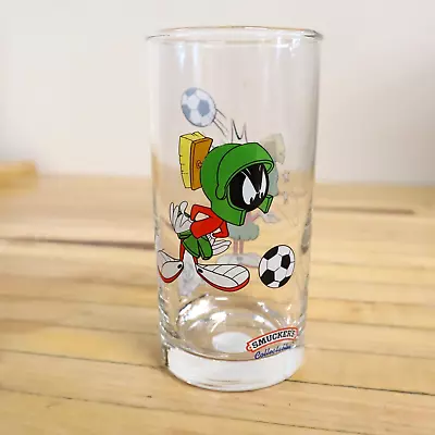 1998 Looney Tunes Marvin The Martian Soccer Player Smucker's Glass Cup 5 In • $27.95