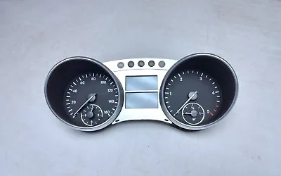 Mercedes ML 350 Speedometer Instrument Cluster Clock A2519003300 W164 3.0 V6 • $67.76