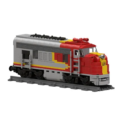 Santa Fe Super Chiefs Train / Heavy Duty Passenger Locomotive 570 Pieces • $73.43