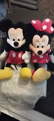 Mickey And Minnie Mouse Collectables • £5
