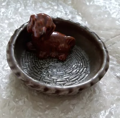 Wade England Pottery Brown Spaniel Dog In Basket Ornament/Trinket/ Pin Dish.  • £8