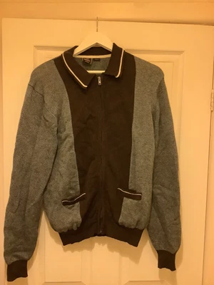 £10 • Buy Merc London Zip Up Top Medium M