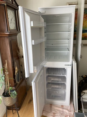 £20 • Buy Integrated Fridge Freezer 60/40 UBBIFF50FFA