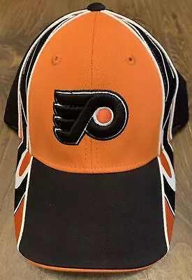 Philadelphia Flyers CCM NHL Face Off Men's Fitted Cao Hat • $24.99