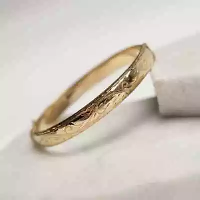 Vintage & Estate New Style 14k Yellow Gold Finish 7.5  Bangle Bracelet Unisex • $120.69