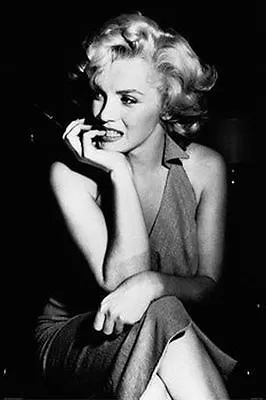 MARILYN MONROE - SEXY PIN UP POSTER - 24x36 SITTING 36440 • $11.88