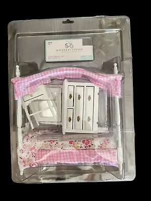 MAYBERRY STREET MINIATURES — Girl's Pink Bedroom Set — Dollhouse Furniture • $28