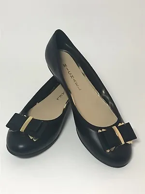 Michael Shannon Gabby Black & Gold Bow Flat Women's Size 6 New In Box • $44.99